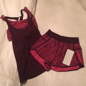 Lululemon tank and tracker short lll set